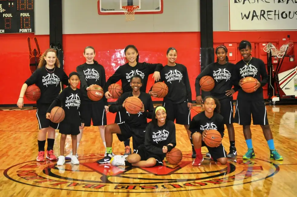 The Lady Ballers team photo